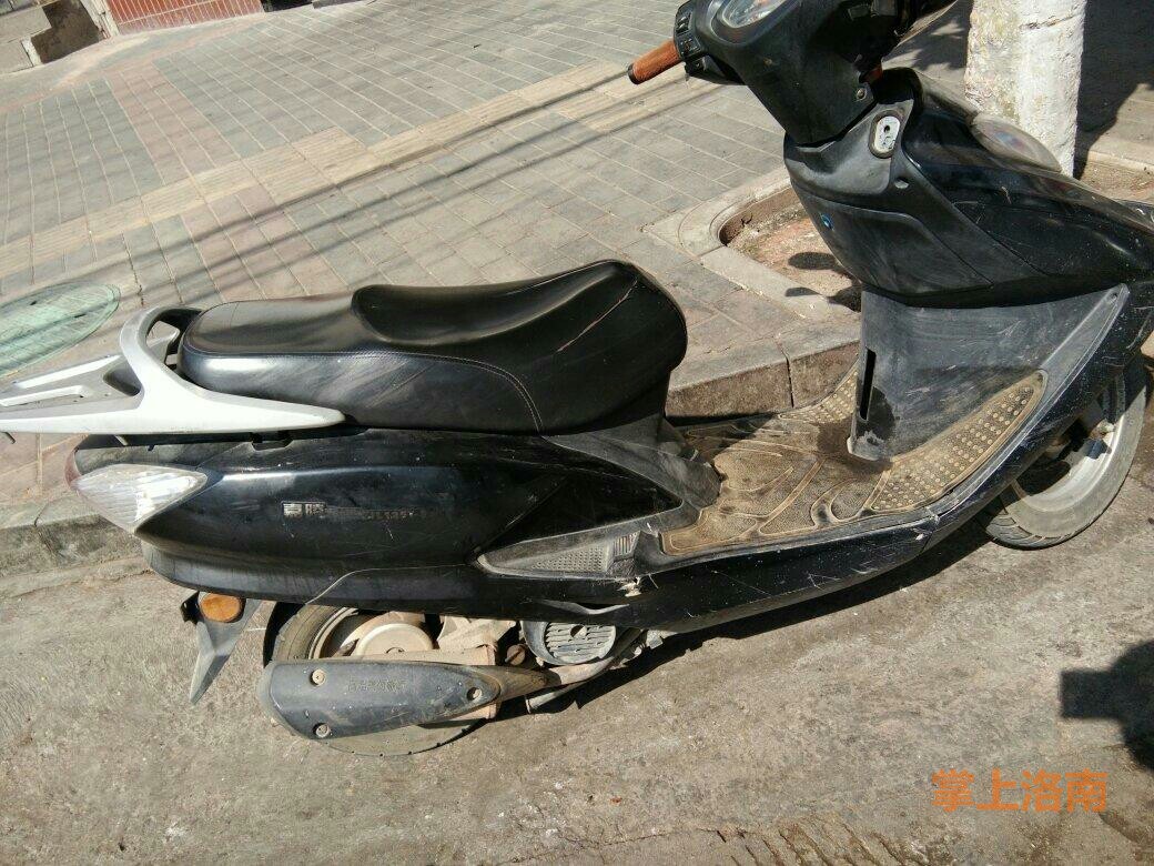 嘉陵新钻鲨125踏板出售